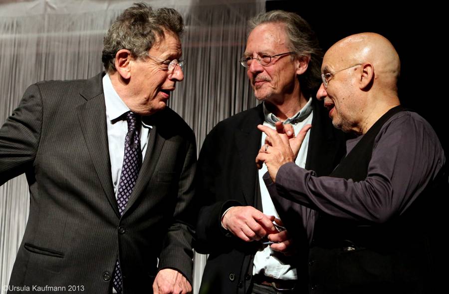 Philip Glass, Peter Handke, Dennis Russell Davies,Premierenfeier nach Spuren der Verirrten, 12.04.2013, Foto Ursula Kaufmann.JPG